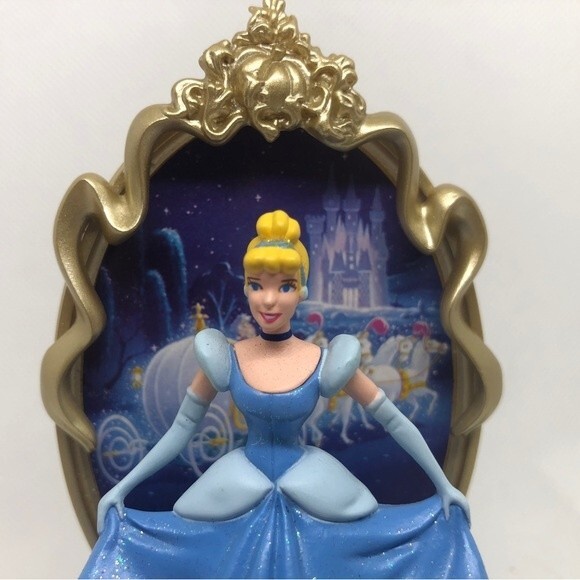 1997 Hallmark Keepsake Ornament Disneys Cinderella Enchanted Memories Collection - Picture 5 of 5
